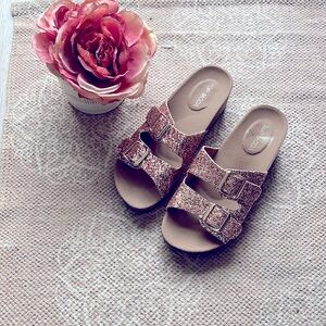 Top Moda slides with glitter!